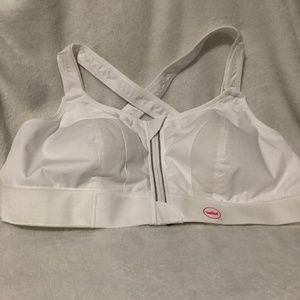 SheFit Ultimate sports bra